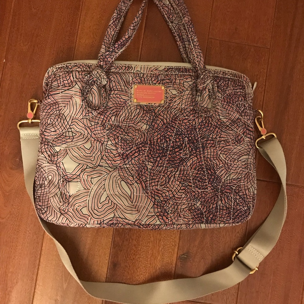 Marc Jacobs laptop bag 15” like new